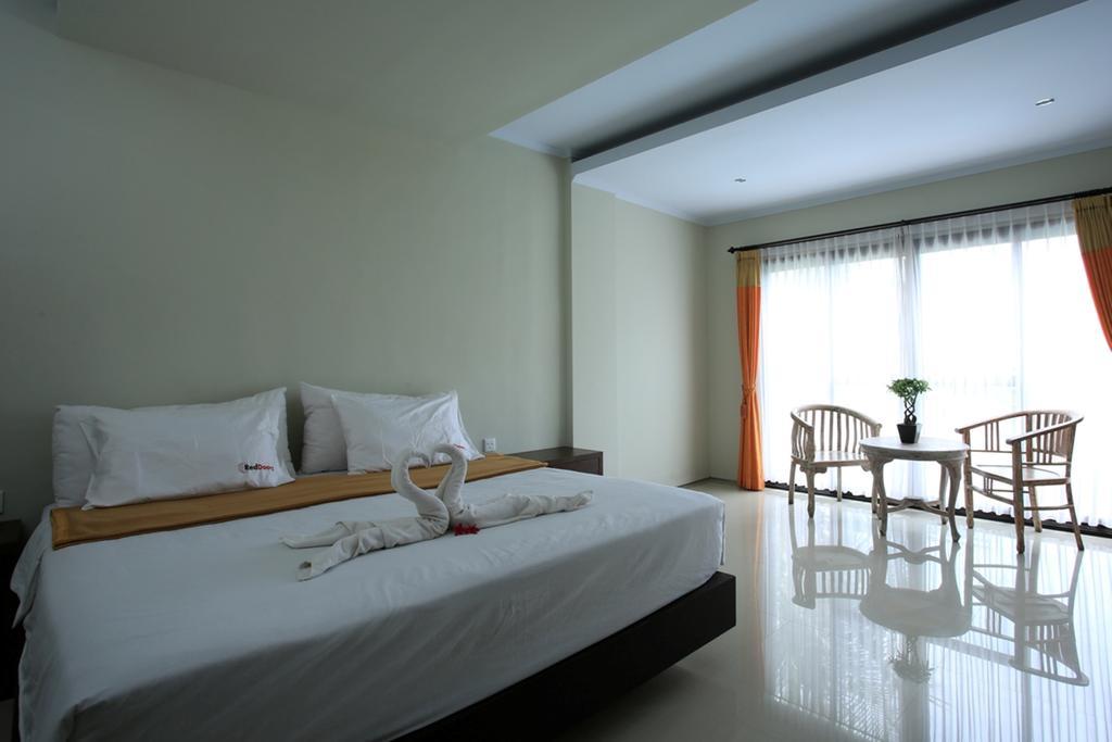 Reddoorz @ Padma Utara Hotel Legian  Exterior photo